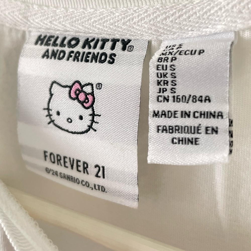 Hello Kitty & Friends x Forever 21 White T Shirt Relaxed Sequin Beach Club - Picture 5 of 6